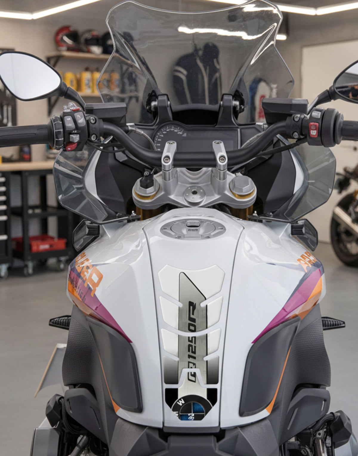 BMW R 1250 R Tank Pad | BMW Motor Cycle Tank Protector