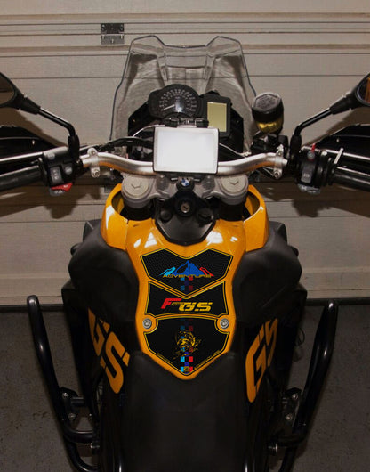 BMW F 650 GS Yellow and Black Carbon Motor Bike Tank Pad / Protector. A universal adventure fit tank pad.