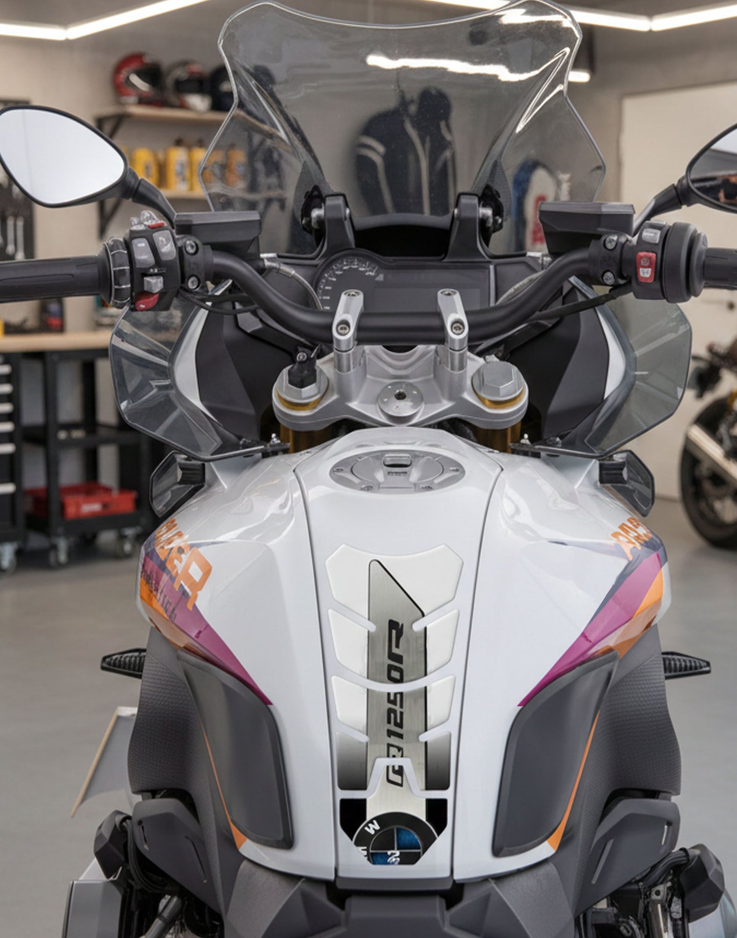 BMW R 1250 R Tank Pad | BMW Motor Cycle Tank Protector